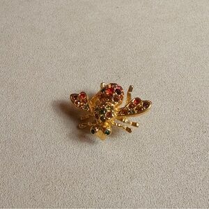 Joan Rivers Gold Tone multi colored Brooch Pin